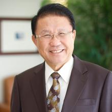 Dr. Daniel Kim